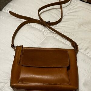 Able- Olivia Crossbody.